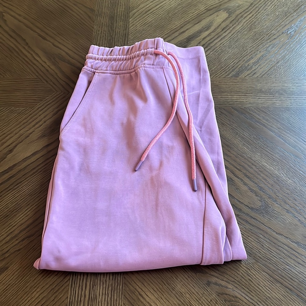Athleta